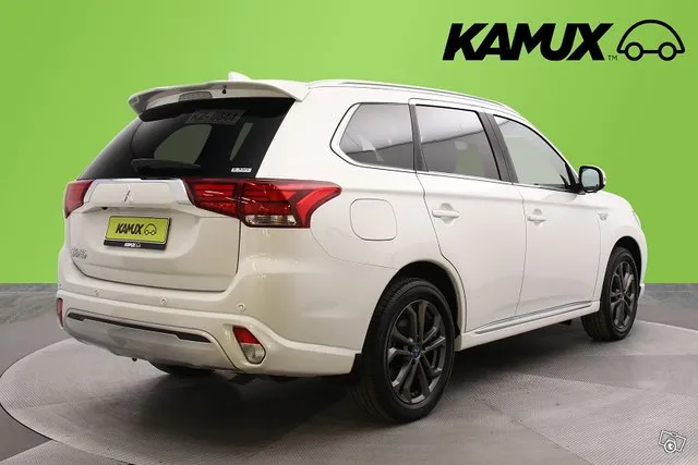 Mitsubishi Outlander Business X 4WD 5P / Adapt. Vakkari / 360-Kamera / Vetokoukku / Image 4