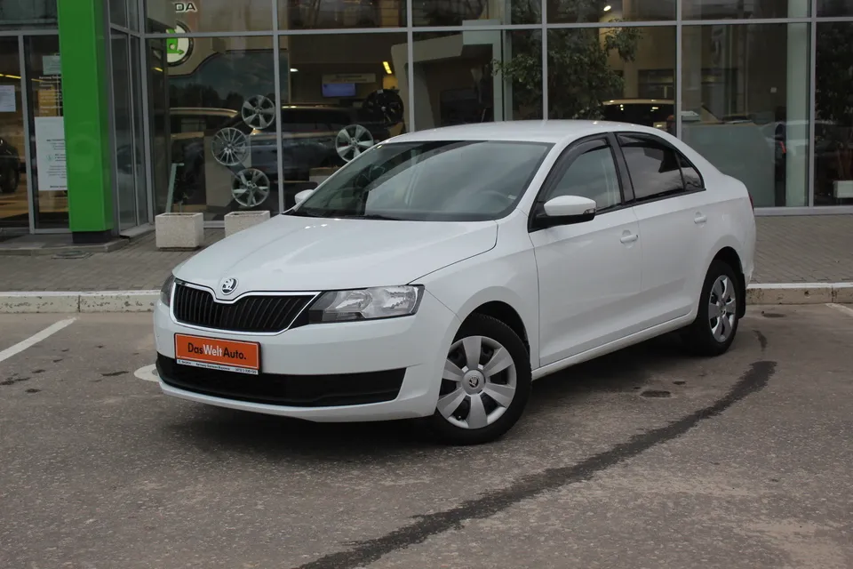 Skoda Rapid Image 1