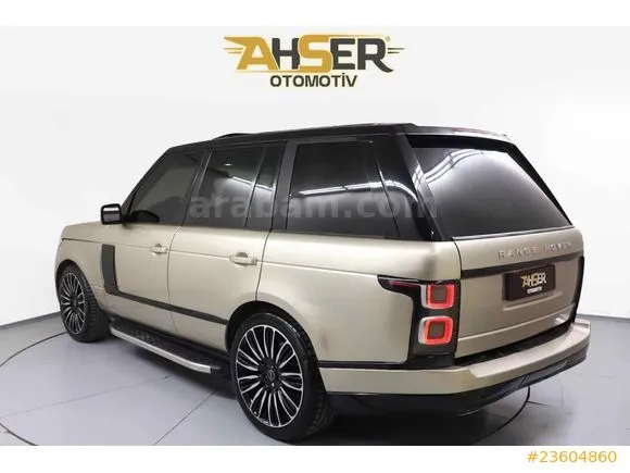 Land Rover Range Rover 3.0 TD6 Vogue Image 1